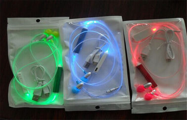 Produtos eletroluminescentes do fone de ouvido plástico do fio do diodo emissor de luz piscar embalados pelo saco de OPP