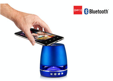 Os oradores estereofónicos de NFC Bluetooth da Multi-função com SD cardam/Handfree e rádio de FM
