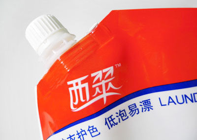 O costume detergente levanta-se malotes para o produto dos cuidados pessoais